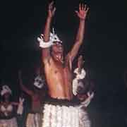 Rapa Nui man performing